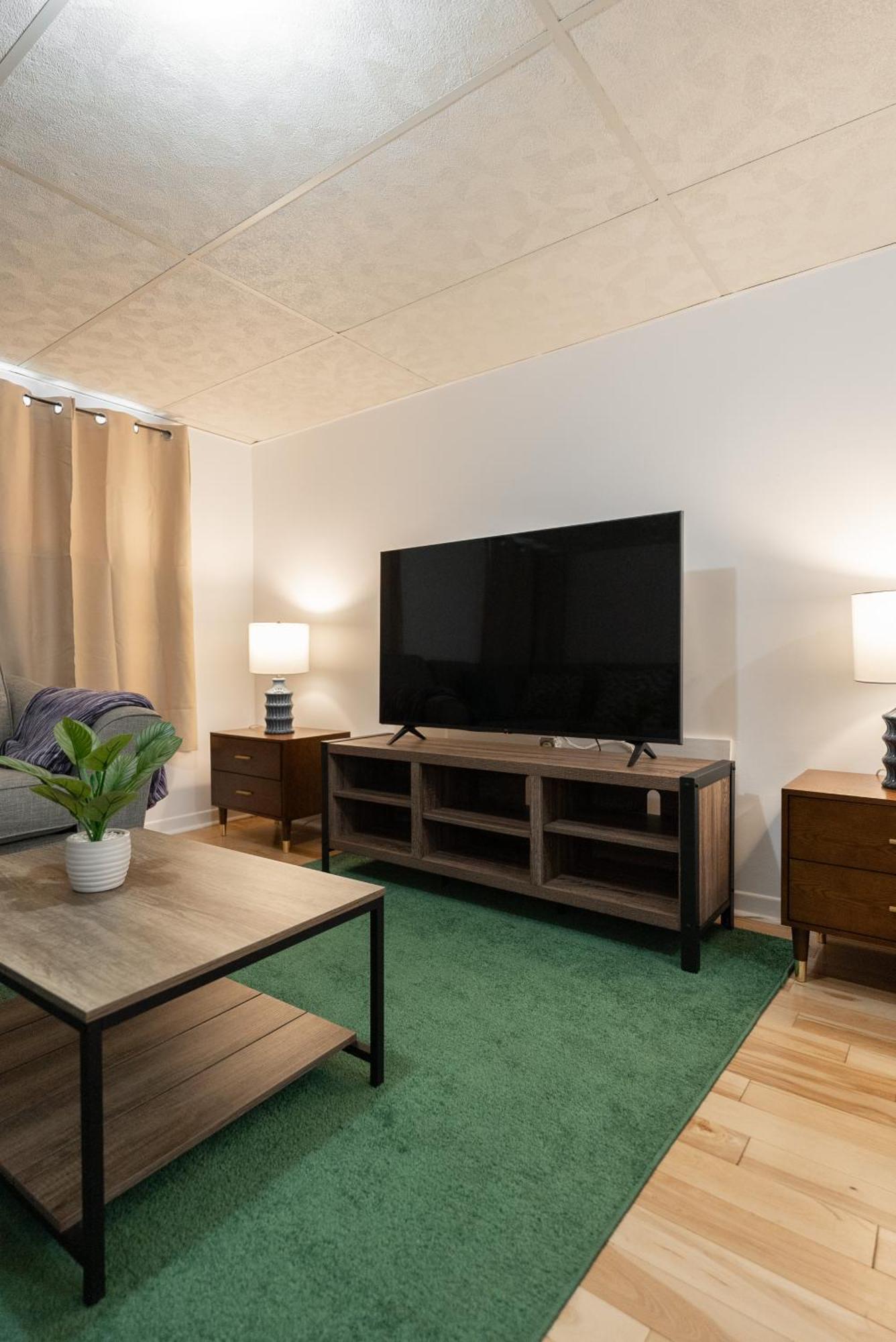 Comfortable Spacious House With Parking 布罗瑟德 外观 照片