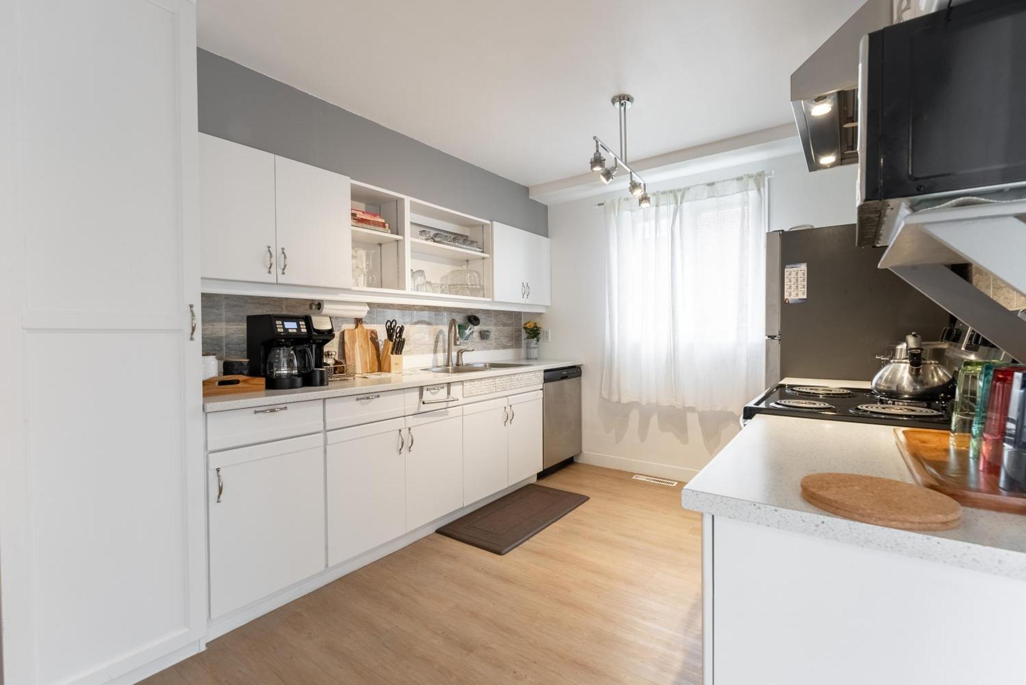 Comfortable Spacious House With Parking 布罗瑟德 外观 照片